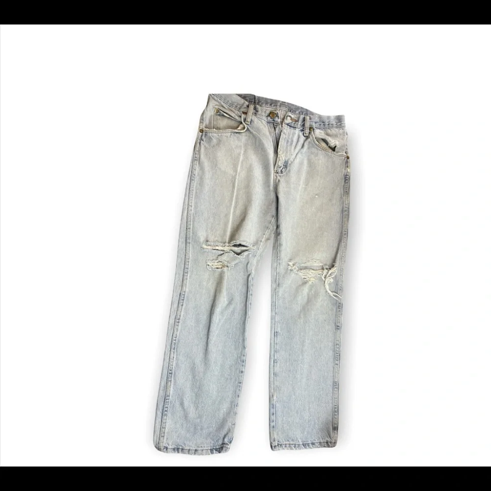 Wrangler distressed jean